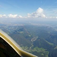 Flugwegposition um 12:51:43: Aufgenommen in der Nähe von Gemeinde Puchberg am Schneeberg, Österreich in 1942 Meter